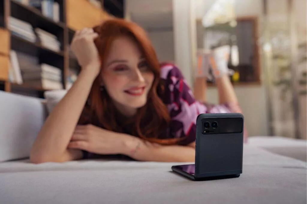 Motorola razr 40 cena specifikace ČR vnější displej