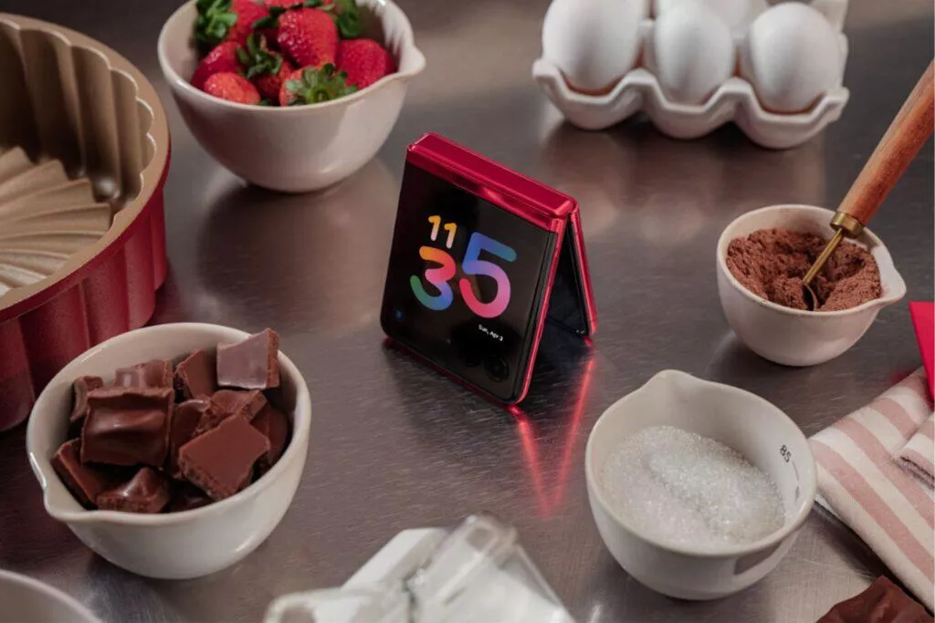 Motorola razr 40 ultra cena specifikace ČR pant
