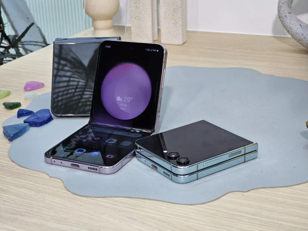 Samsung Galaxy Z Flip 5 ohebný telefon