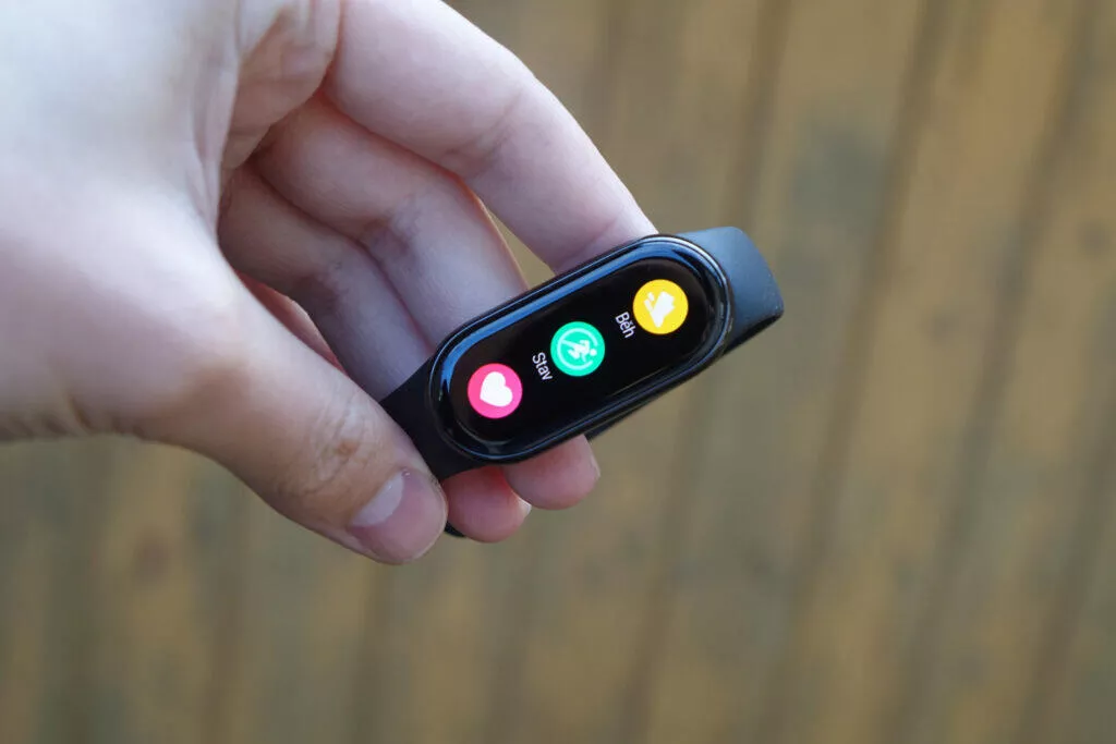 Xiaomi Mi Band 8 chytrý náramek menu