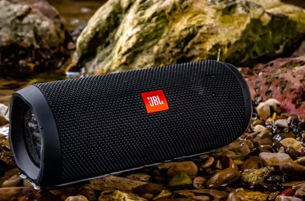 JBL reproduktor