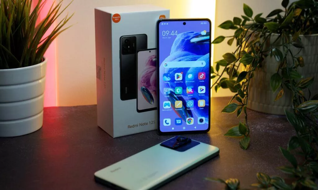 Xiaomi_Redmi_Note_12S_front_back