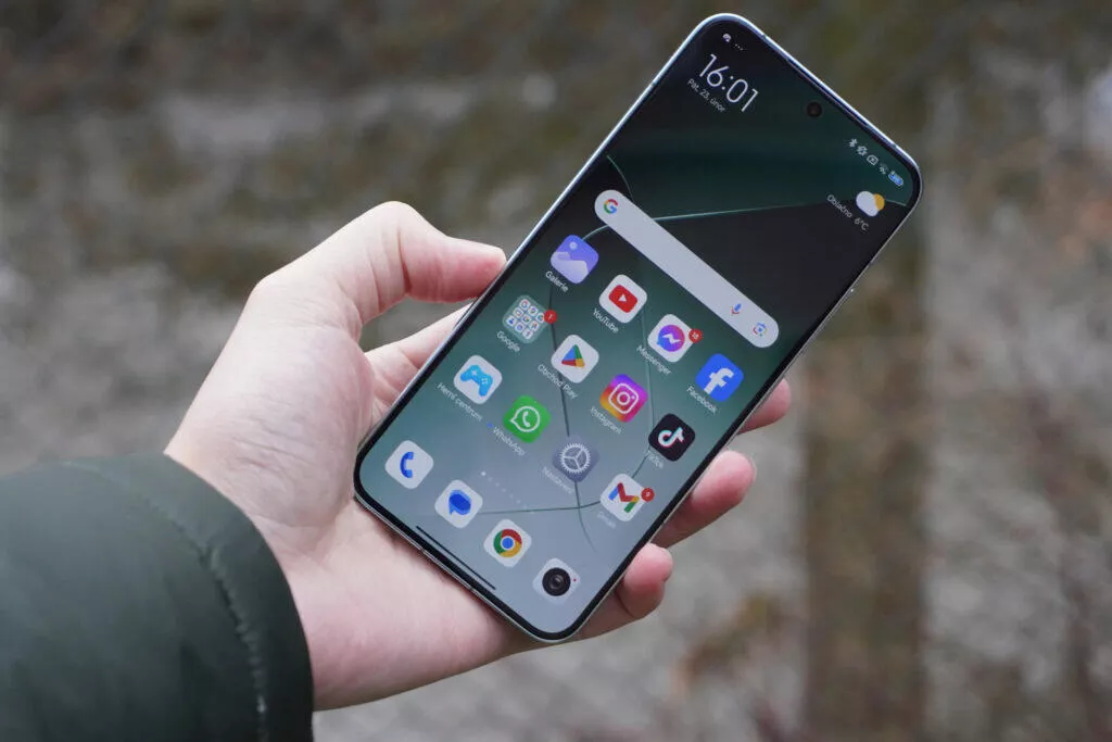 Xiaomi 14 displej