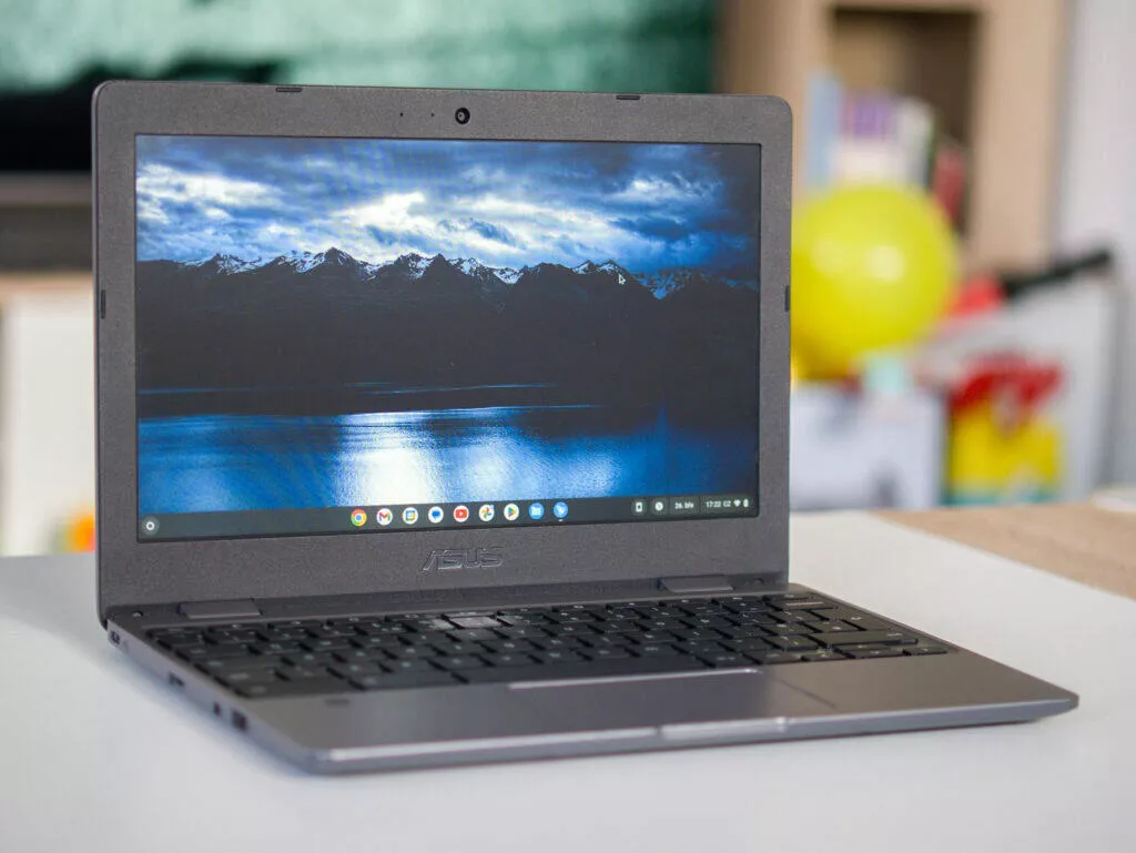 Chromebook za pár stovek
