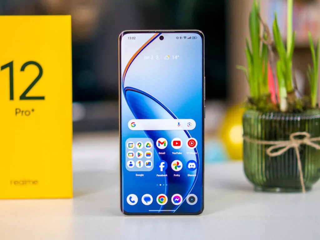 Realme 12 Pro+ displej
