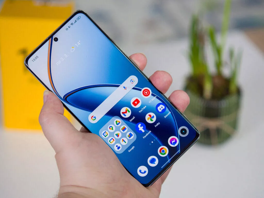 Realme 12 Pro+ displej
