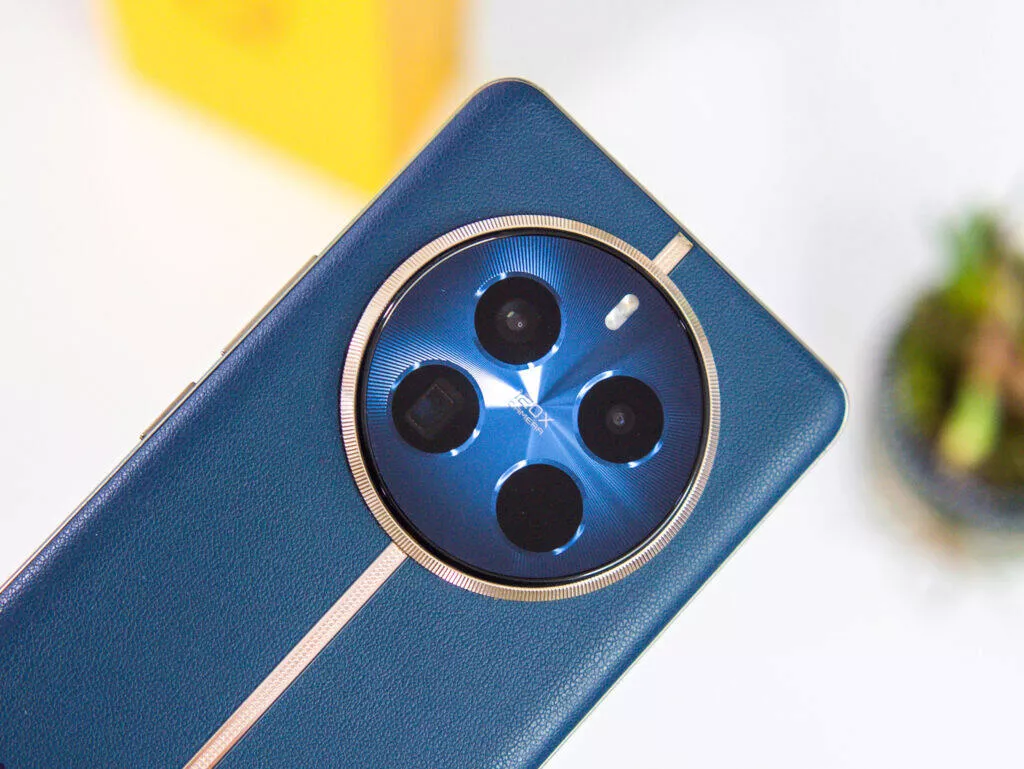 Realme 12 Pro+ recenze