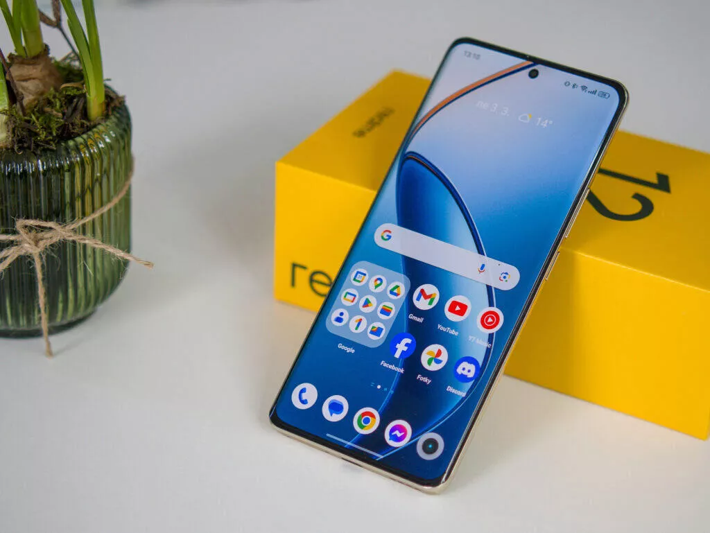 Realme 12 Pro+ přední strana