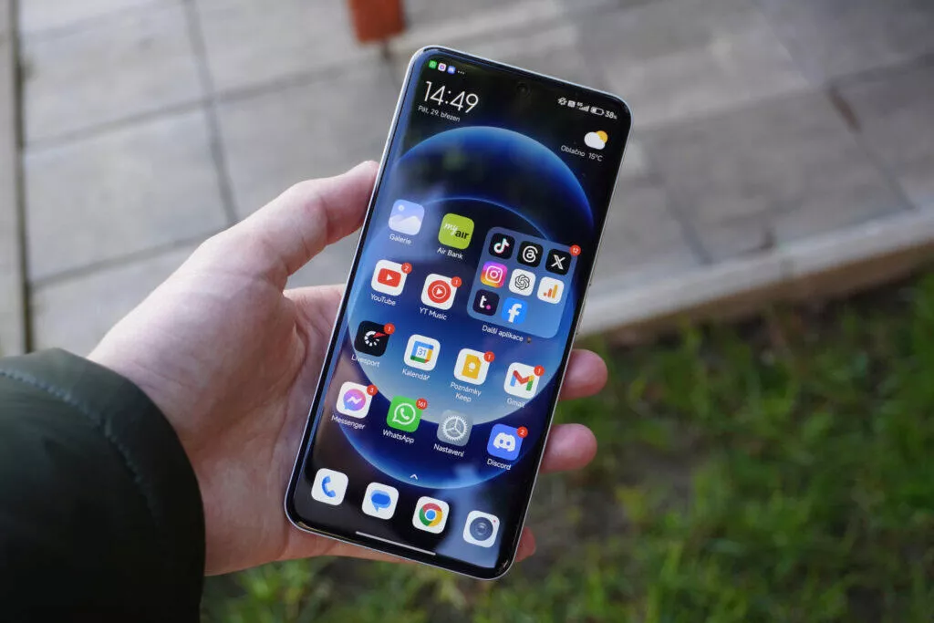 Xiaomi 14 Ultra displej