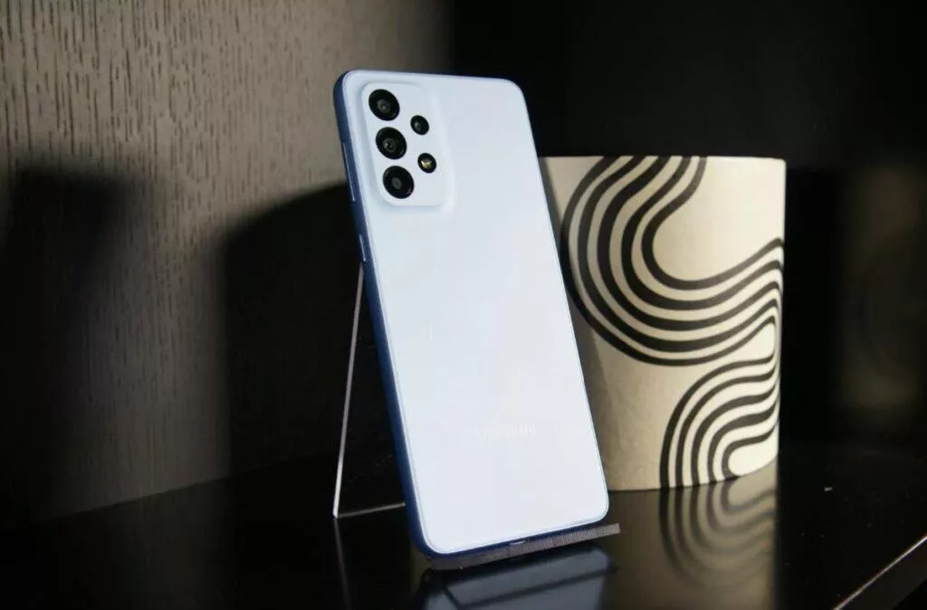 samsung-galaxy-a54-zadni-strana