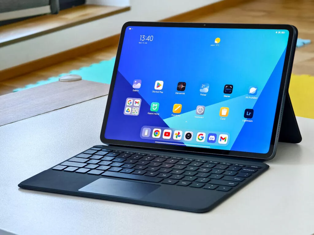 Tablet Xiaomi Pad 6S Pro s pouzdrem s klávesnicí