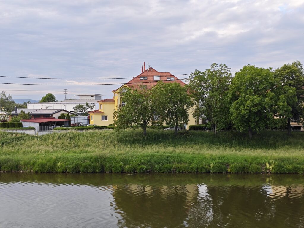 Poco F6 Pro foto s 2x přiblížením