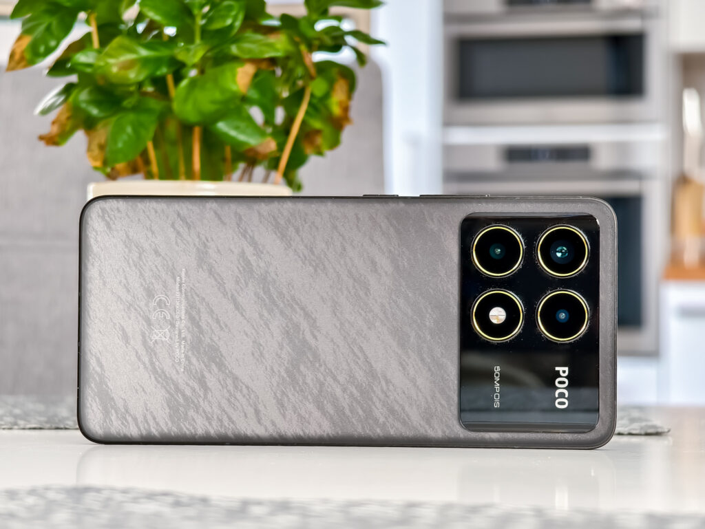 Poco F6 Pro 