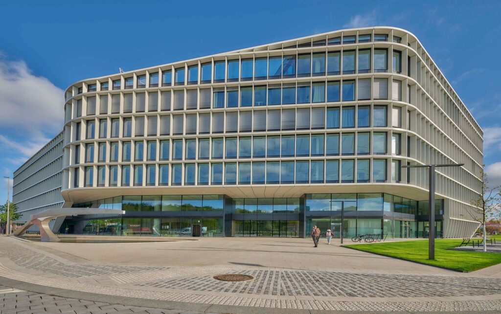 roztyly plaza