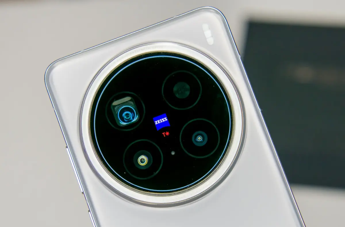 vivo x200 pro titanova zadni fotomodul