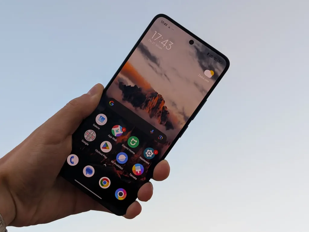poco f7 ultra displej obloha