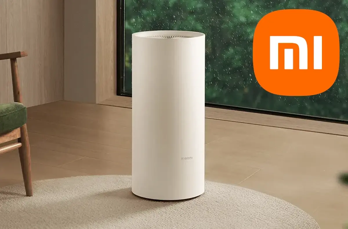Xiaomi Smart Inverter Dehumidifier v mistnosti s logem