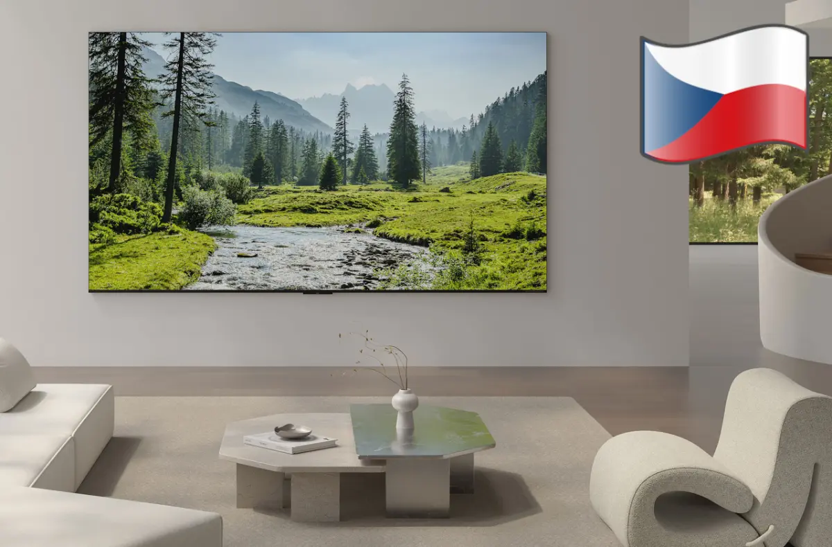 tcl X11k na zdi v modernim obyvaku a ceska vlajka