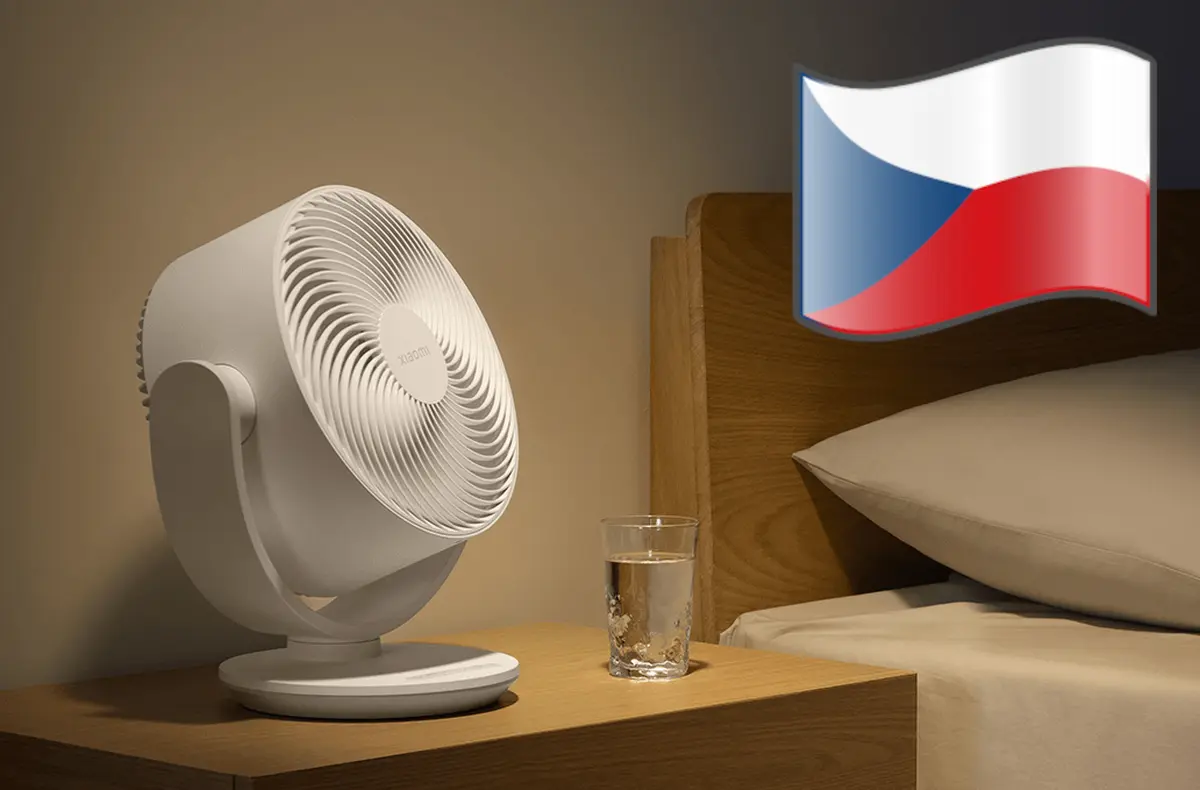 Xiaomi Smart Desktop Air Circulation Fan na nocnim stolku ceska vlajka
