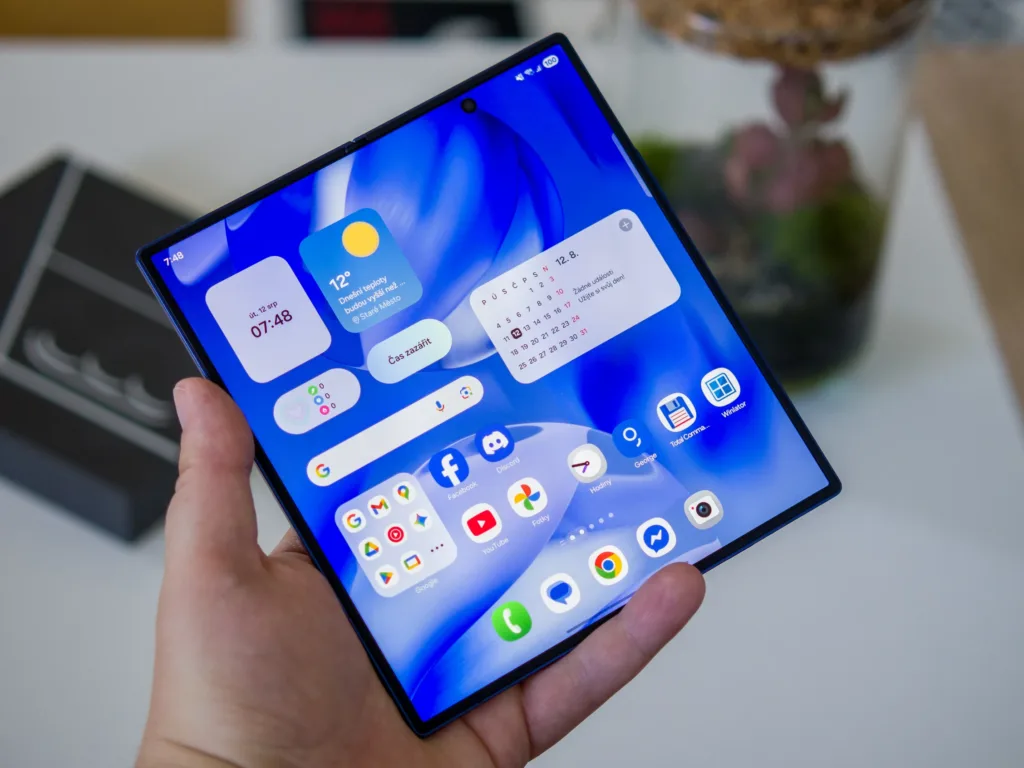 Samsung Galaxy Z Fold7 1 12