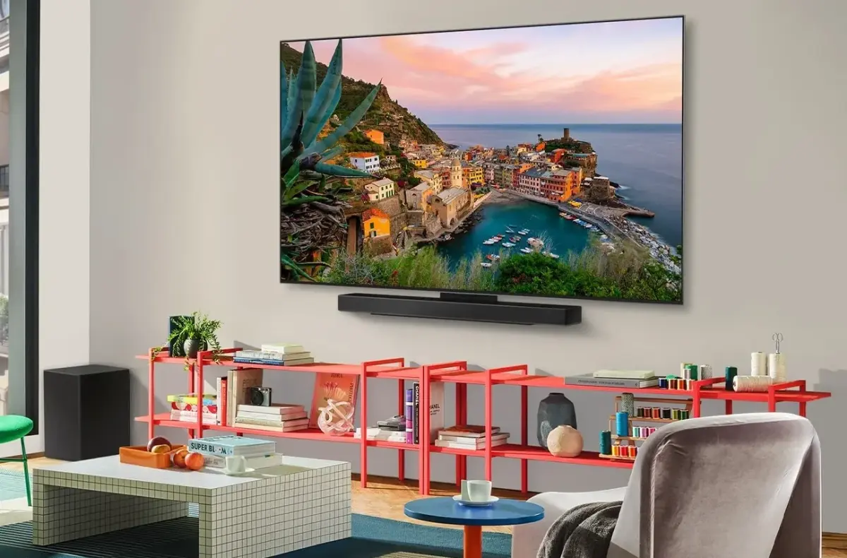 LG OLED55C54 v obyvaku na stene