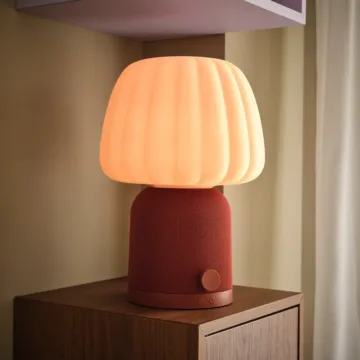 ikea kulglass cervena na skrince