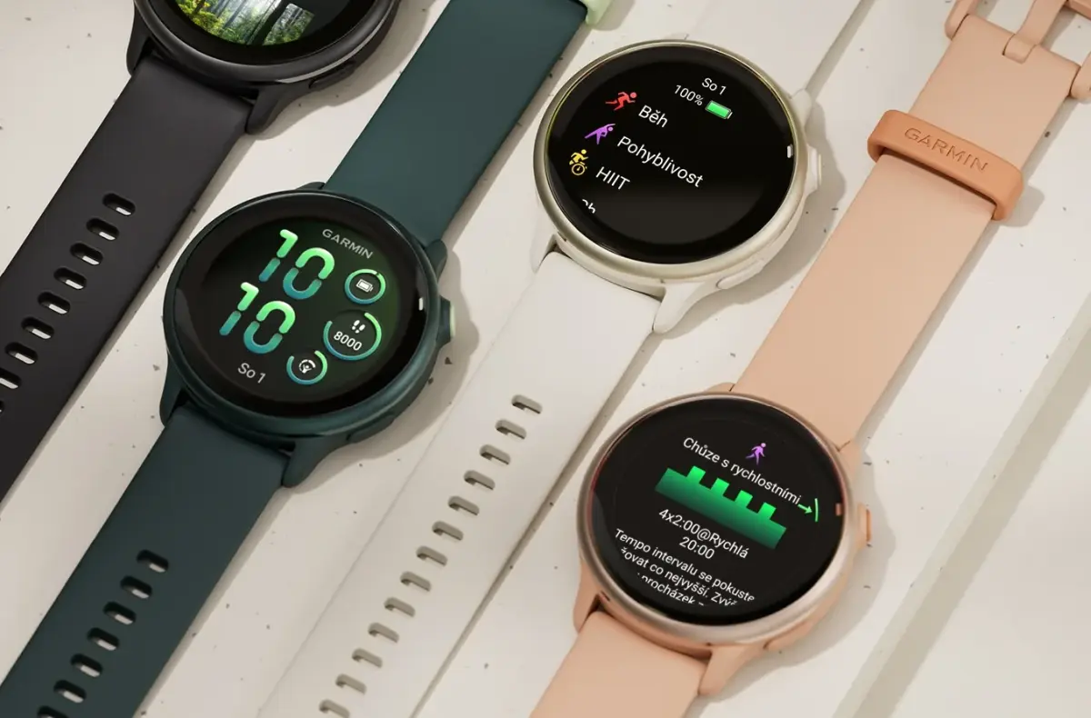 GARMIN VIVOACTIVE 6 barevne odstiny vedle sebe