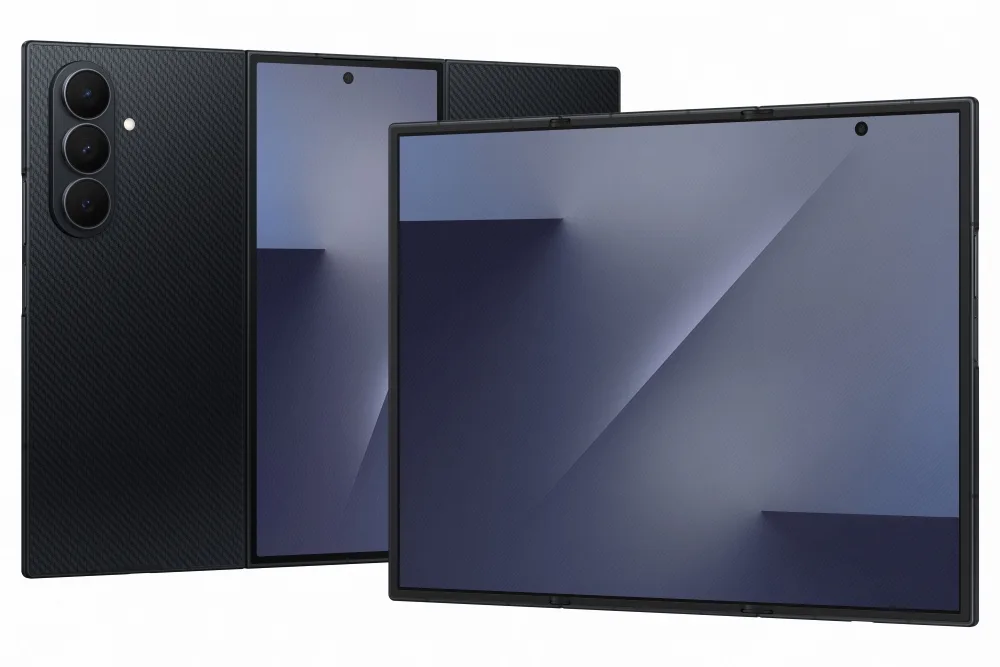 Galaxy Z TriFold karbon