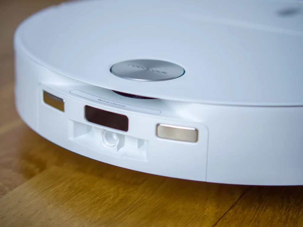Roborock Qrevo Curv 2 Pro nabíjení