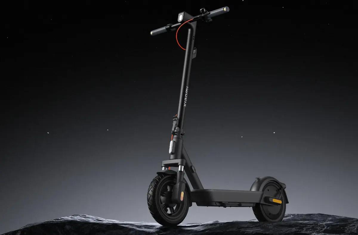 Xiaomi Electric Scooter 5 Plus na kameni oficialni
