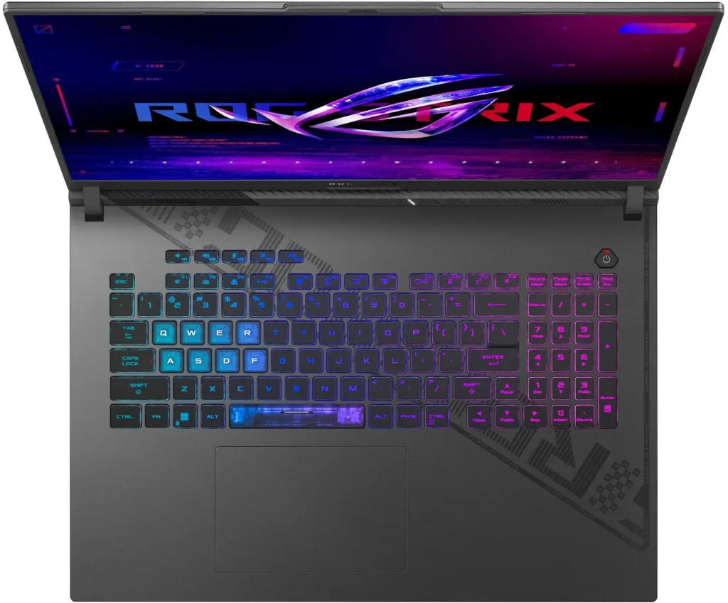 ASUS ROG Strix G18 G814PP NEBULA018W render pohled shora