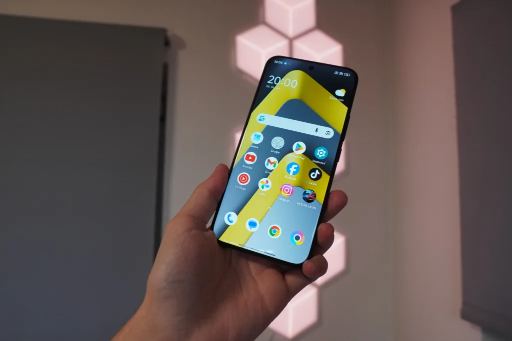 displej poco m8 pro