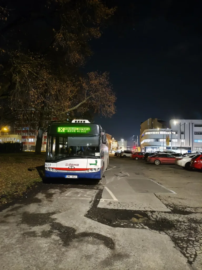 poco x7 pro nocni fotografie 18