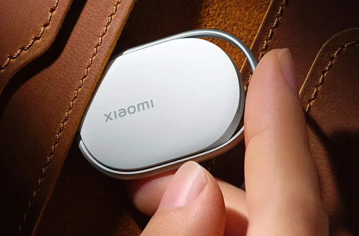 xiaomi tag v penezence nahled