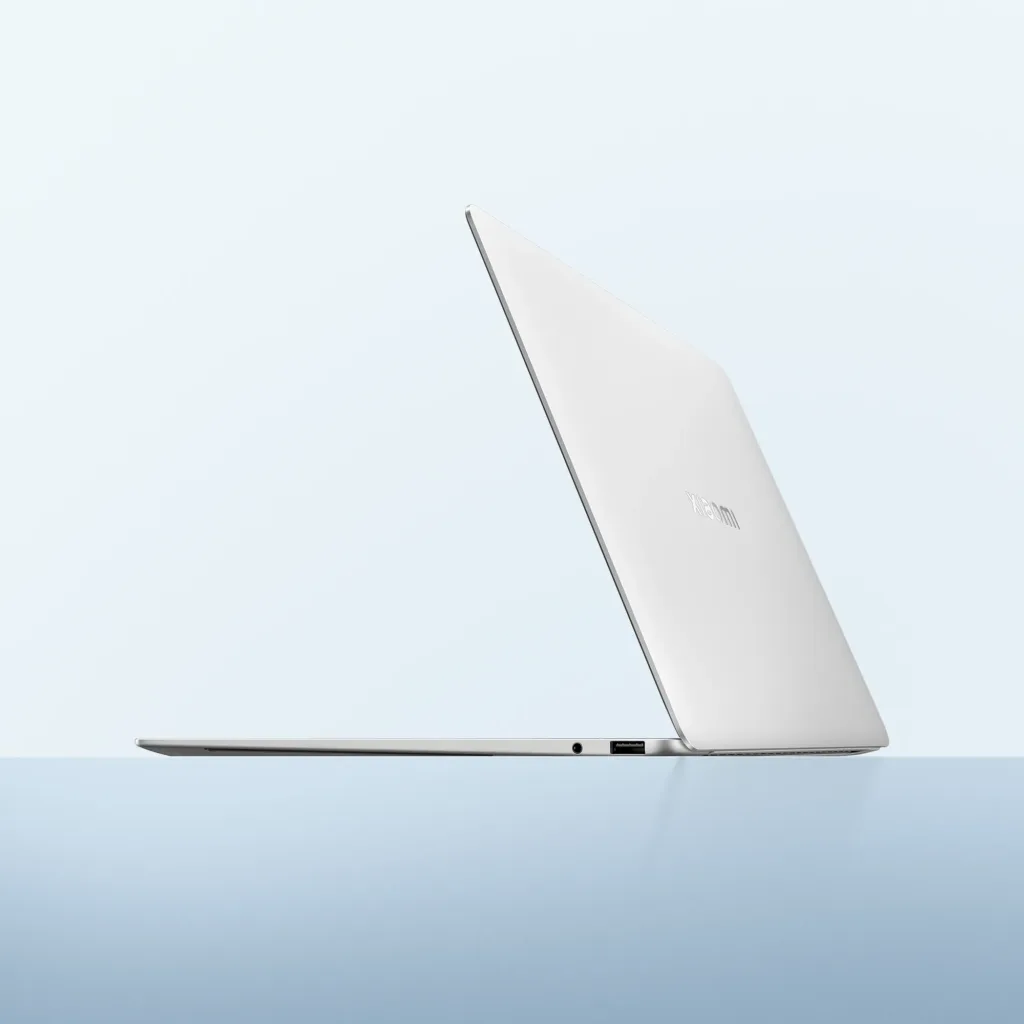 xiaomi book 14 konstrukce bila pravy bok a zada