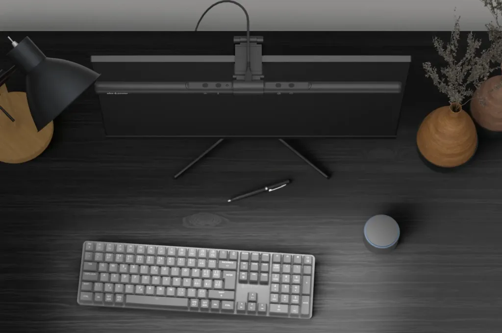 AlzaPower LML 120 na monitoru s klavesnici pohled shora