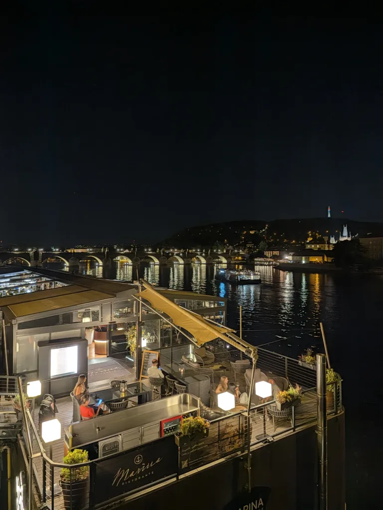 google pixel 11 nocni fotografie 10