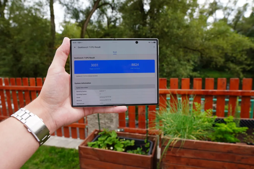 geekbench fold8